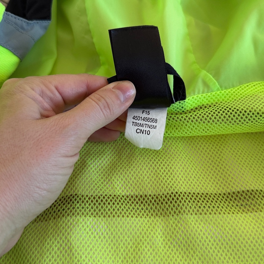 The North Face Kids' HyVent Black and Gray Raincoat with Green Lining Medium - Picture 8 of 11